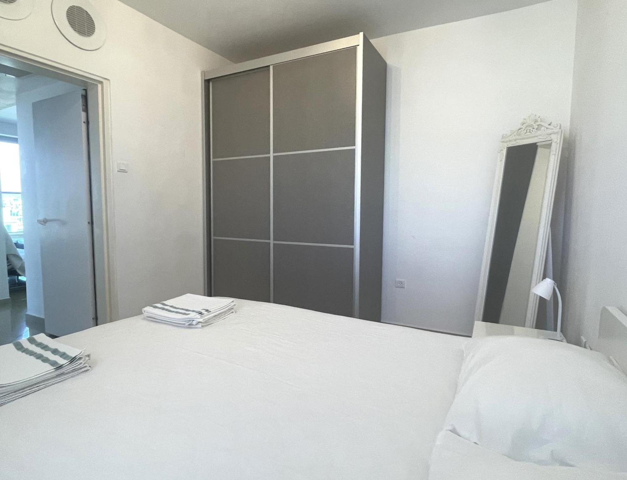 2Br Vacation Home Ейлат Екстериор снимка